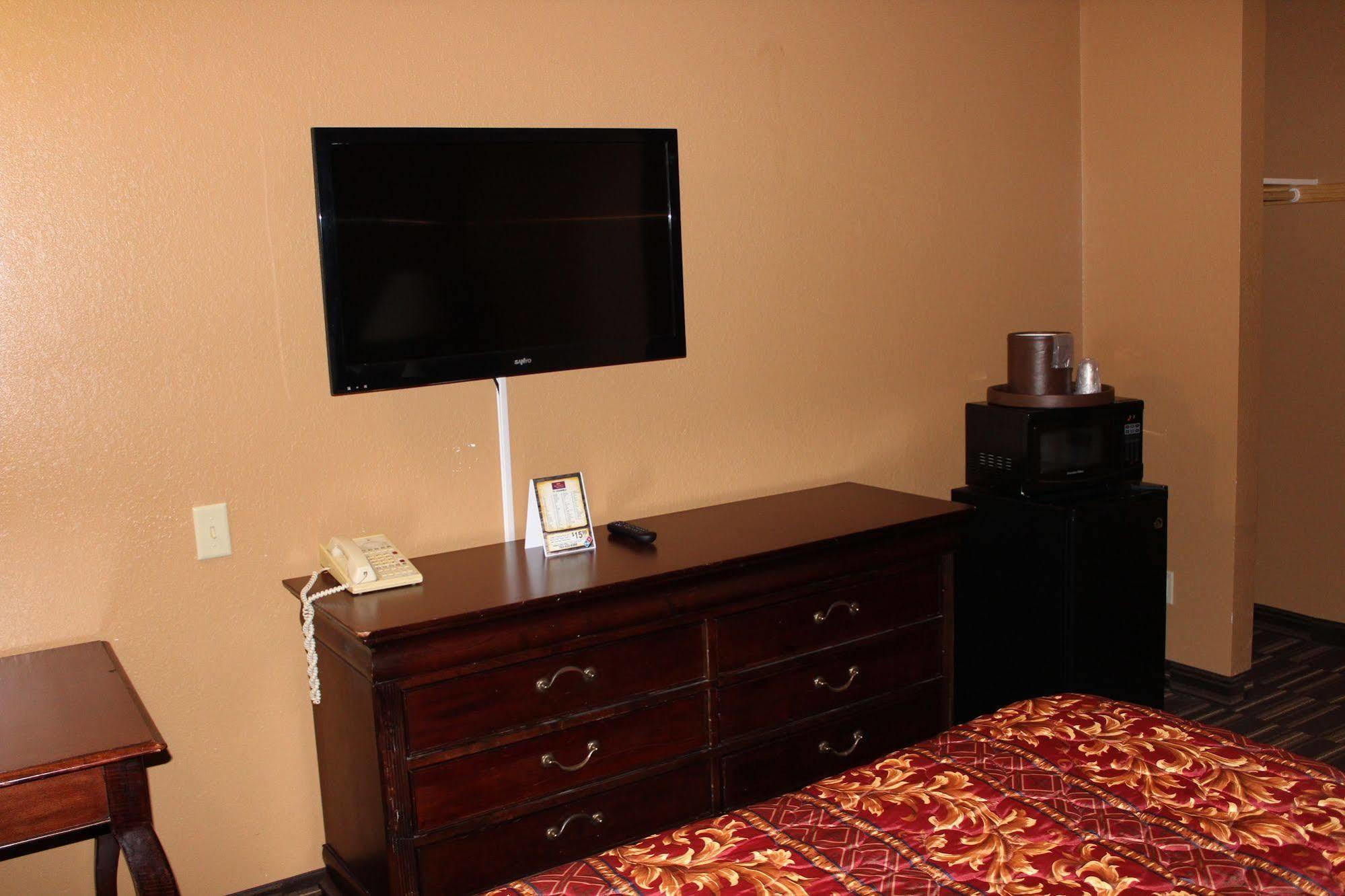 Coratel Inn And Suites Maple Grove Zewnętrze zdjęcie