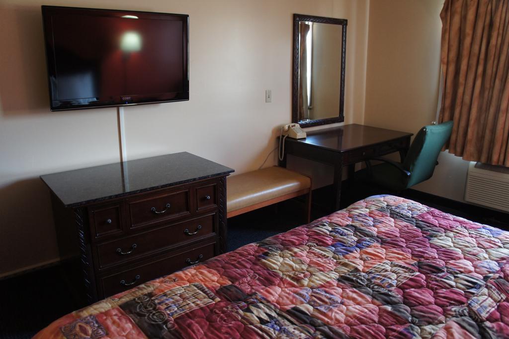 Coratel Inn And Suites Maple Grove Zewnętrze zdjęcie